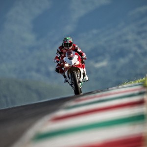 开yun体育-赛场瞬间：球迷票选的年度最佳镜头，最佳球员投票